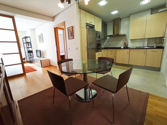 Foto 2 de Pis en venda a Centro - Vitoria-Gasteiz de 3 habitacions amb terrassa i calefacció