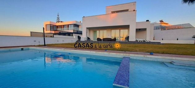 Foto 2 de Xalet en venda a Martín Miguel de 5 habitacions amb terrassa i piscina