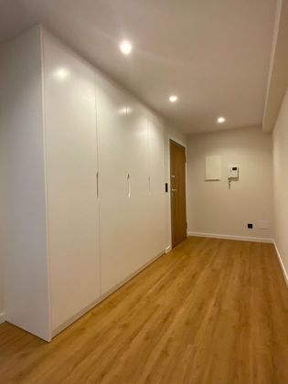Foto 2 de Venta de piso en Areal – Zona Centro de 2 habitaciones con aire acondicionado y calefacción