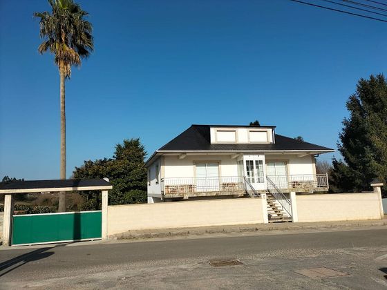 Foto 2 de Xalet en venda a Abegondo de 4 habitacions amb terrassa i piscina