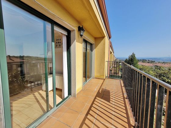 Foto 2 de Casa en venda a urbanización Valaire la Zapateira de 6 habitacions amb terrassa i garatge