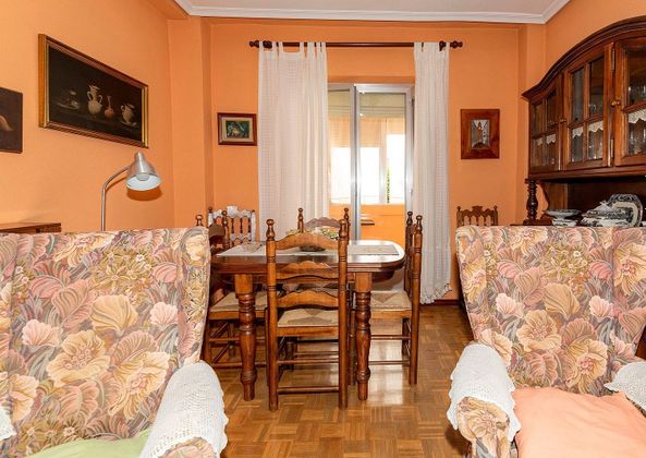 Foto 2 de Piso en venta en Pº Zorrilla - Cuatro de Marzo de 4 habitaciones con terraza y calefacción