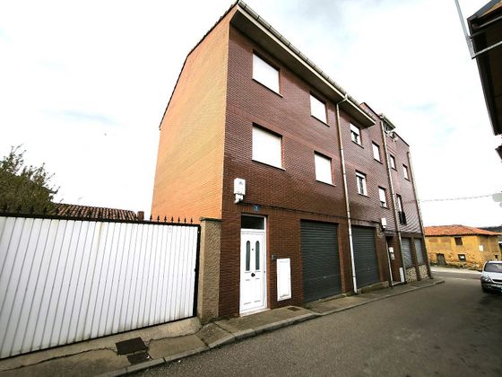 Foto 1 de Edifici en venda a calle Real amb calefacció