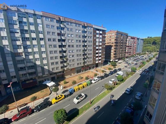 Foto 1 de Piso en venta en Castrelos - Sardoma de 3 habitaciones con terraza y ascensor