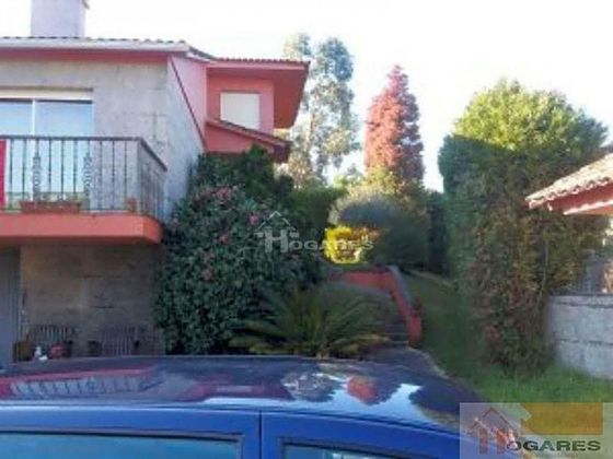 Foto 1 de Xalet en venda a Gondomar de 4 habitacions amb terrassa i garatge