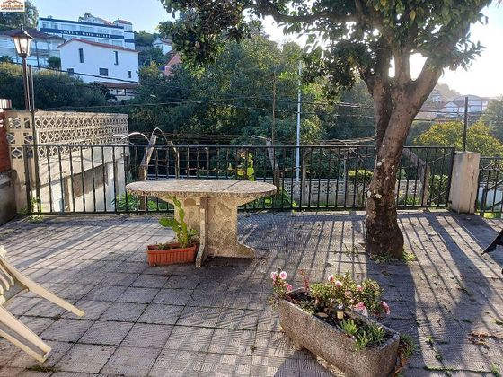 Foto 1 de Chalet en venta en Cabral - Candeán de 5 habitaciones con terraza y jardín