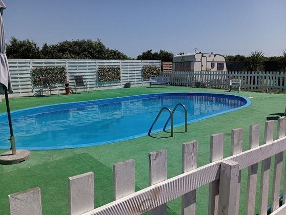 Foto 1 de Xalet en venda a Zona Llombai de 3 habitacions amb terrassa i piscina