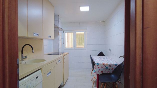 Foto 2 de Piso en venta en El Baladre de 3 habitaciones con terraza y calefacción