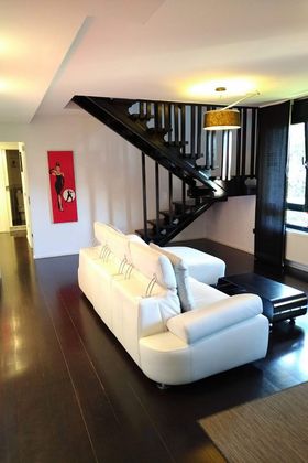 Foto 2 de Dúplex en venda a Santo Domingo de 3 habitacions amb mobles i calefacció