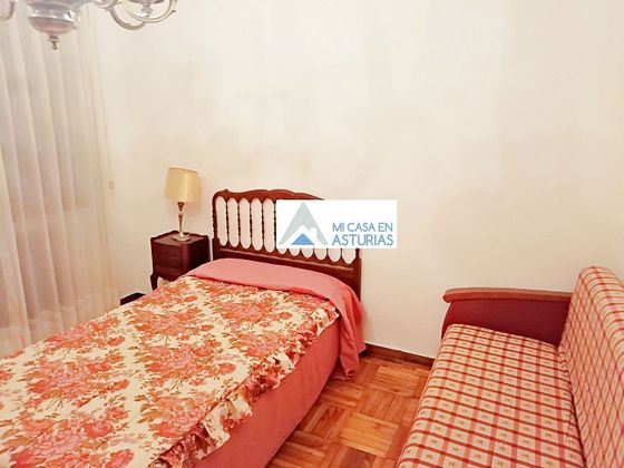 Foto 2 de Piso en alquiler en Santo Domingo de 4 habitaciones con terraza y muebles