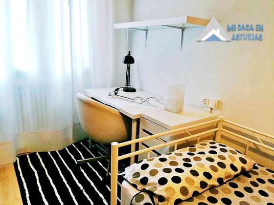 Foto 2 de Piso en alquiler en Santo Domingo de 4 habitaciones con muebles y calefacción
