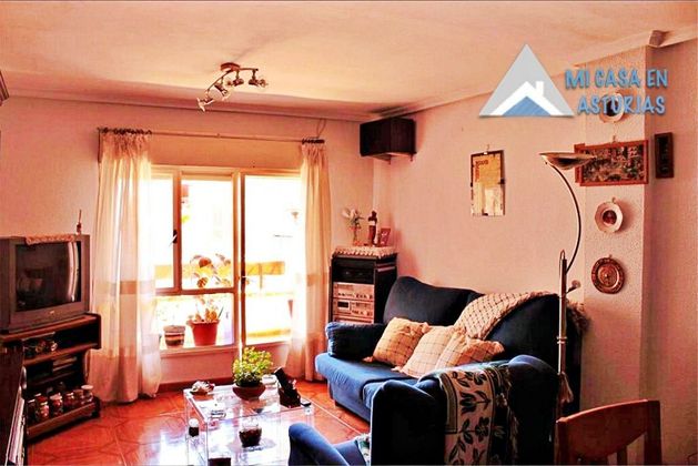 Foto 1 de Pis en venda a Luanco - Aramar - Antromero de 4 habitacions amb terrassa i calefacció