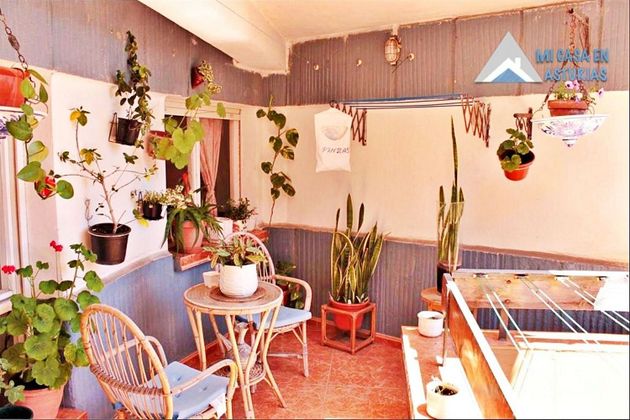 Foto 2 de Pis en venda a Luanco - Aramar - Antromero de 4 habitacions amb terrassa i calefacció