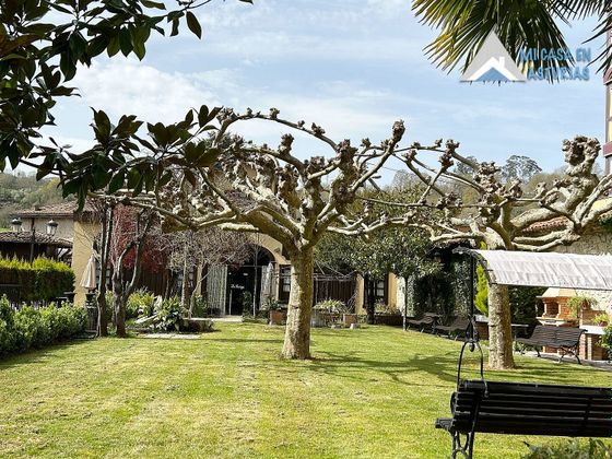 Foto 2 de Xalet en venda a Piloña de 18 habitacions amb terrassa i jardí