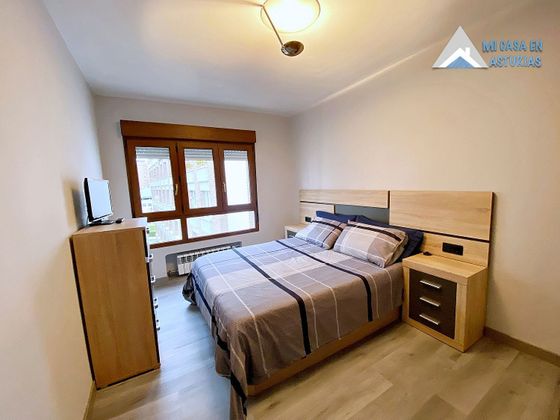 Foto 1 de Piso en alquiler en Milán - Pumarín - Teatinos de 3 habitaciones con garaje y muebles