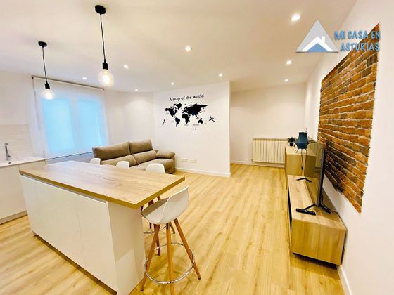 Foto 2 de Pis en lloguer a Milán - Pumarín - Teatinos de 4 habitacions amb mobles i calefacció