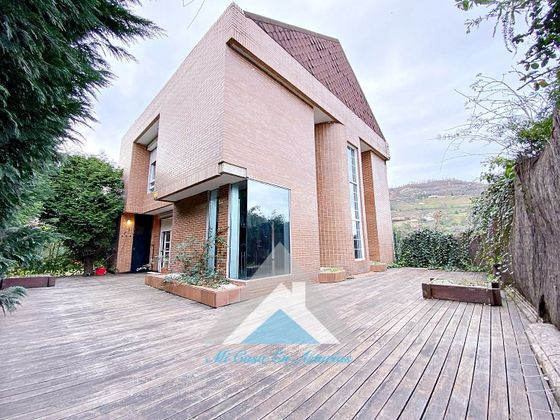Foto 1 de Casa en lloguer a Ciudad Naranco de 4 habitacions amb terrassa i garatge