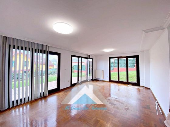 Foto 2 de Casa adossada en venda a Parque del Oeste - Olivares de 6 habitacions amb terrassa i piscina