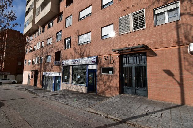 Foto 1 de Local en alquiler en calle Zaragoza con aire acondicionado y calefacción