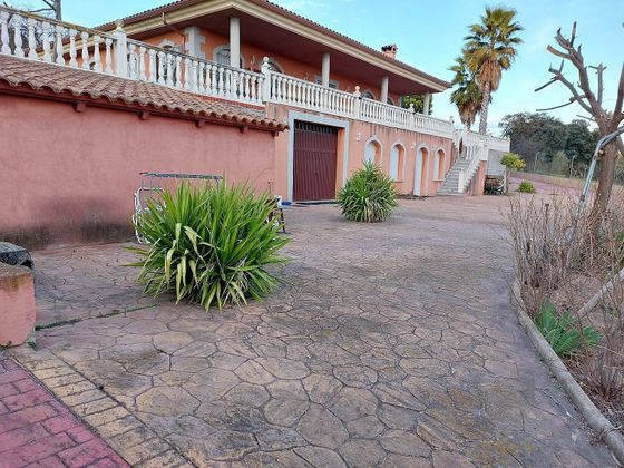 Foto 2 de Xalet en venda a Tres Olivos - La Piedad de 4 habitacions amb terrassa i garatge
