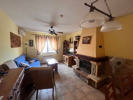 Foto 1 de Casa adossada en venda a Navalucillos (Los) de 4 habitacions amb terrassa i garatge