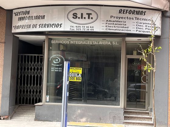 Foto 1 de Alquiler de local en calle Marqués de Mirasol con aire acondicionado