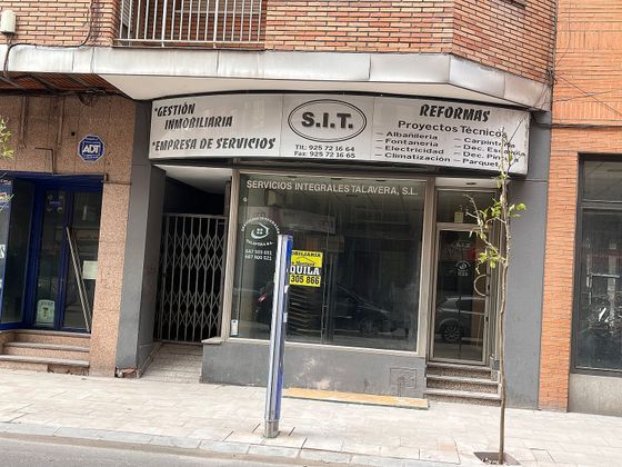 Foto 2 de Alquiler de local en calle Marqués de Mirasol con aire acondicionado