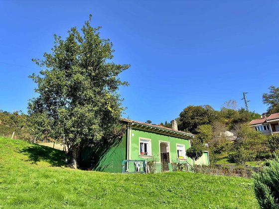 Foto 1 de Casa en venda a La Felguera de 2 habitacions amb terrassa i garatge