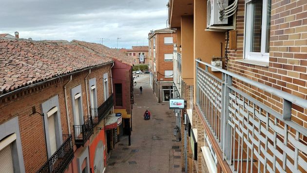 Foto 2 de Pis en venda a Valencia de Don Juan de 2 habitacions amb terrassa i garatge
