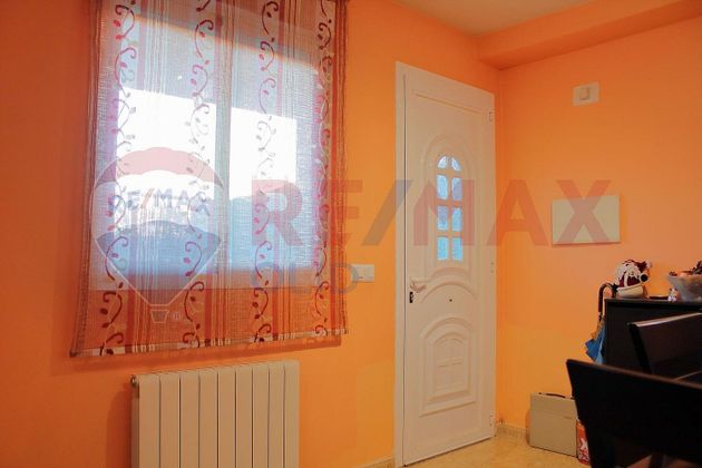 Foto 2 de Casa adossada en venda a Cigales de 3 habitacions amb terrassa i calefacció