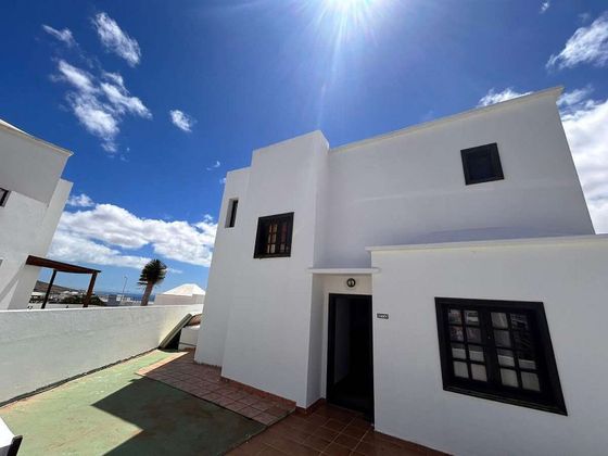 Foto 1 de Casa en venta en San Bartolomé pueblo de 4 habitaciones con terraza y balcón