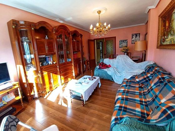 Foto 1 de Casa en venda a Peñafiel de 4 habitacions amb terrassa i garatge