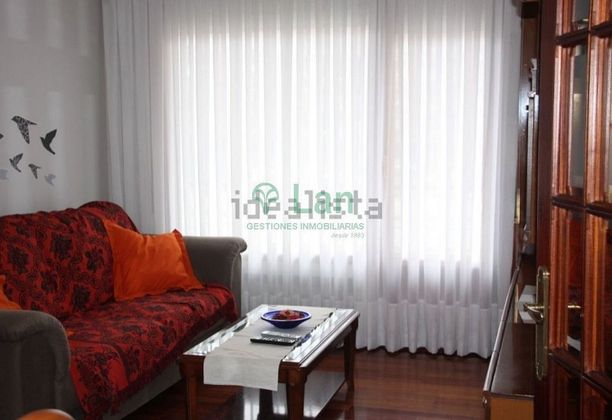 Foto 1 de Pis en lloguer a San Pedro de Deusto-La Ribera de 3 habitacions amb terrassa i mobles