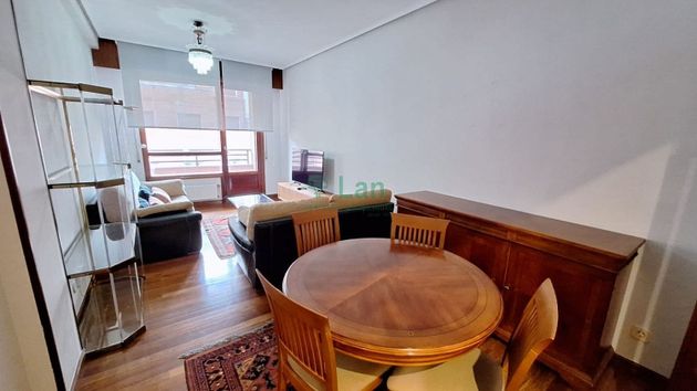 Foto 1 de Piso en alquiler en Indautxu de 2 habitaciones con garaje y muebles