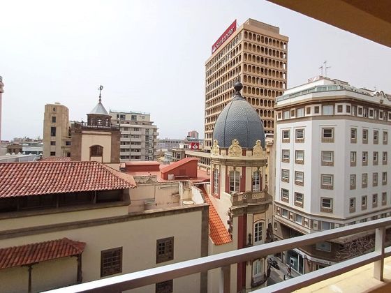 Foto 2 de Pis en lloguer a Centro - Santa Cruz de Tenerife de 2 habitacions amb terrassa i ascensor