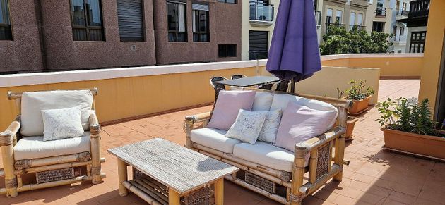Foto 1 de Pis en lloguer a Centro - Santa Cruz de Tenerife de 3 habitacions amb terrassa i garatge