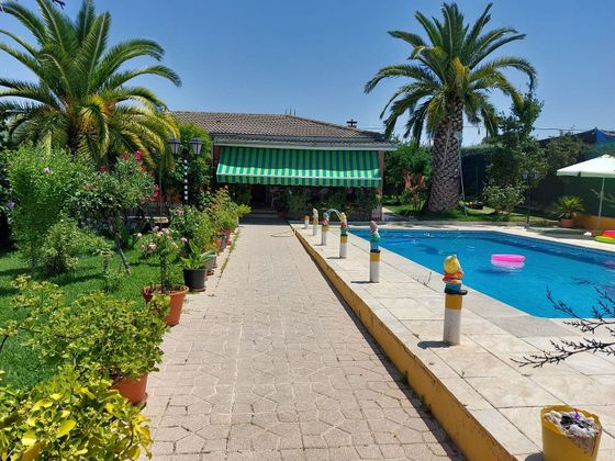 Foto 1 de Xalet en venda a Escalona de 3 habitacions amb piscina i jardí
