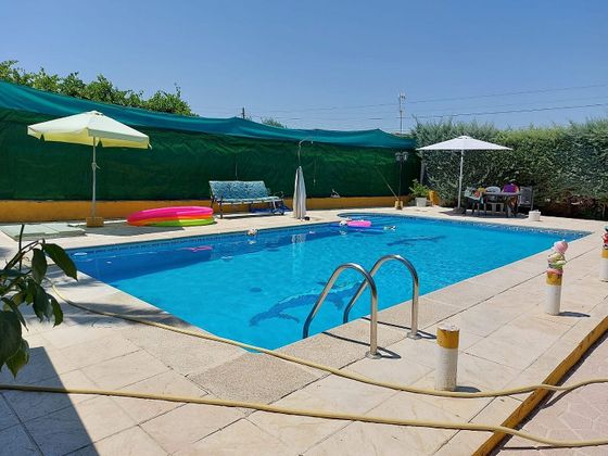 Foto 2 de Chalet en venta en Escalona de 3 habitaciones con piscina y jardín