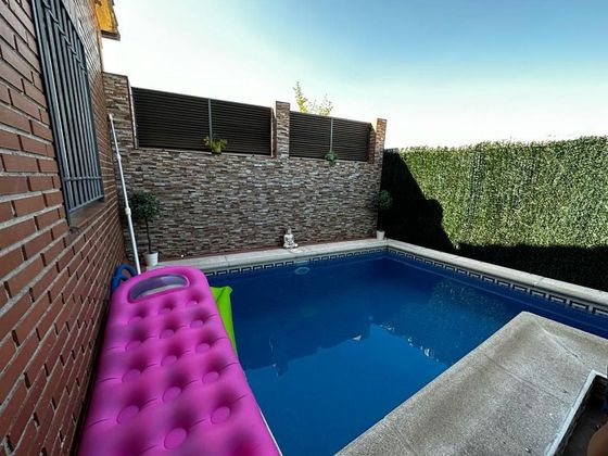 Foto 1 de Chalet en venta en Escalona de 3 habitaciones con piscina y garaje