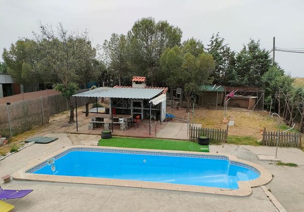 Foto 1 de Venta de chalet en Casar de Escalona (El) de 5 habitaciones con piscina y garaje