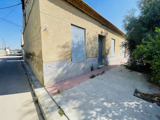 Foto 2 de Casa en venda a Los Dolores de 3 habitacions amb terrassa i piscina