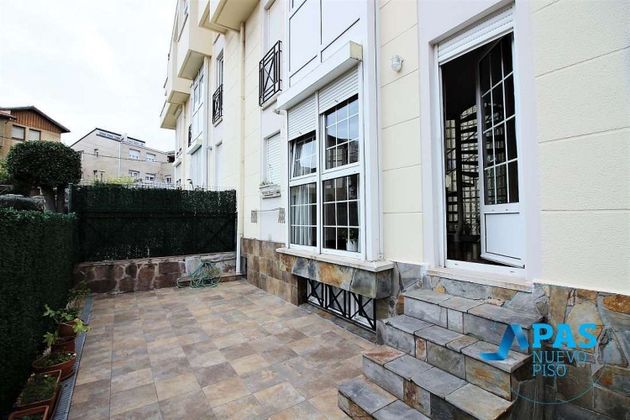 Foto 1 de Casa adossada en venda a Cuatro Caminos de 4 habitacions amb garatge i jardí