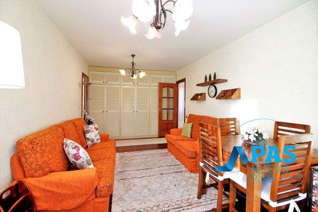 Foto 2 de Piso en venta en Alisal - Cazoña - San Román de 3 habitaciones con terraza y garaje