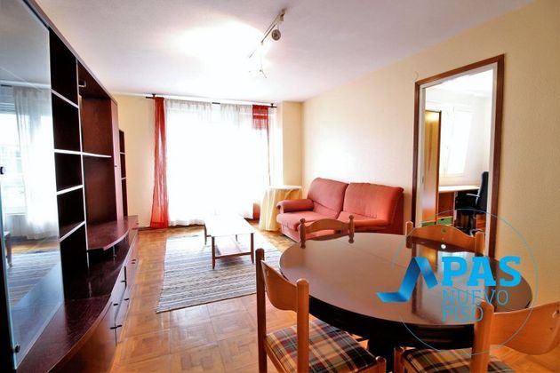 Foto 1 de Alquiler de piso en General Dávila de 3 habitaciones con muebles y calefacción