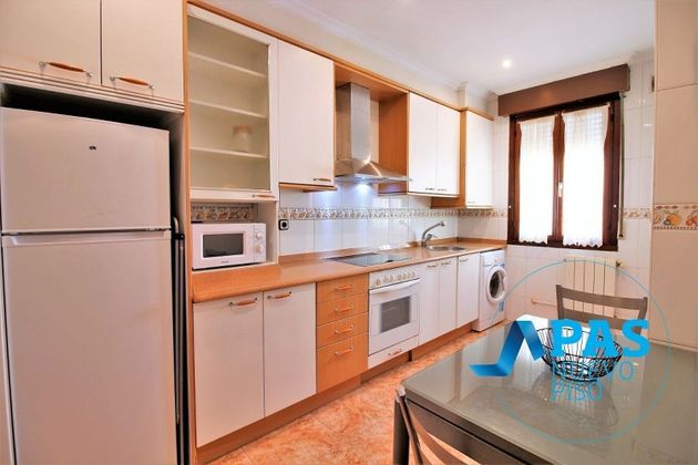 Foto 2 de Pis en venda a Castilla - Hermida de 2 habitacions amb calefacció i ascensor