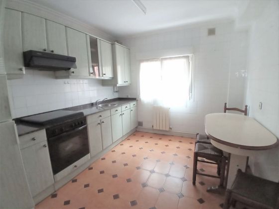 Foto 2 de Venta de piso en Corvera de Asturias de 3 habitaciones con calefacción