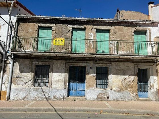 Foto 1 de Casa en venda a calle Juan Fernández Yagüe de 341 m²