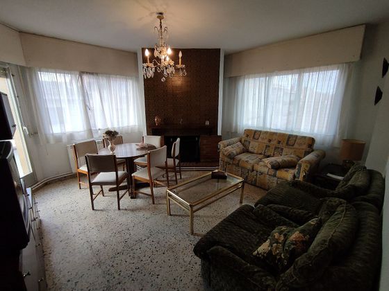 Foto 2 de Piso en alquiler en calle Paco Segovia de 3 habitaciones con muebles y balcón