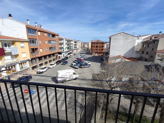 Foto 2 de Pis en lloguer a calle Garcia del Real de 2 habitacions amb terrassa i mobles