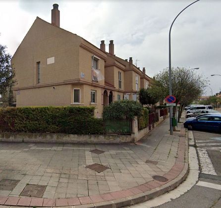 Foto 1 de Casa adosada en venta en Portillejo - Valdegastea de 4 habitaciones con terraza y piscina